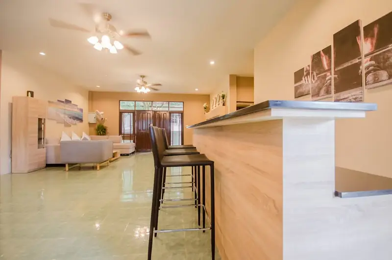 Breakfast bar seating
